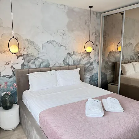 Luxury Studios # Aparthotel Brasov 3* Braşov