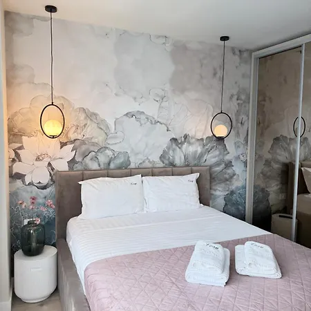 Апартаменти Cozy Luxury # 3*