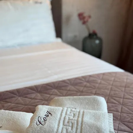 Luxury Studios # Aparthotel Brasov 3* Braşov