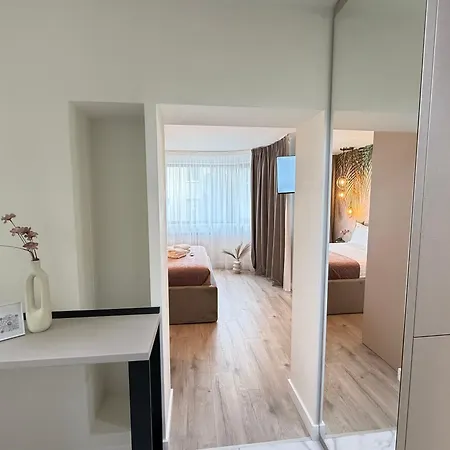 Luxury Studios # Aparthotel Brasov 3*